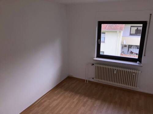 66580019-ae8a-4e47-98f4-2e30f58bfa33.jpg - 4 Zimmer Etagenwohnung zur Miete in Saarbrücken