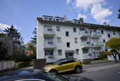 Wohnanlage Eingangsseite - 2 Zimmer Etagenwohnung in Nürnberg
