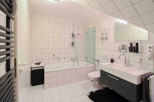 Bad en Suite - 2 Zimmer Einfamilienhaus in Stralsund