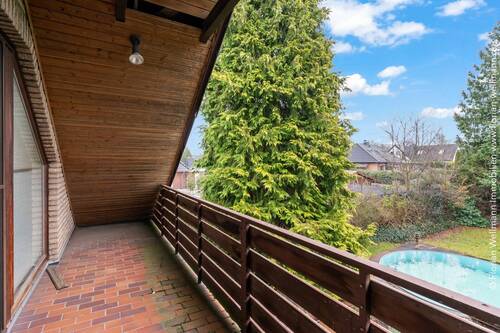 Loggia (4,47m² Grundfläche) mit Südausrichtung und ... - 