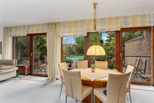 Wohn- und Esszimmer (32,38m²). - 5 Zimmer Einfamilienhaus zum Kaufen in Oyten