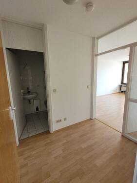 Bitte treten Sie ein! - 