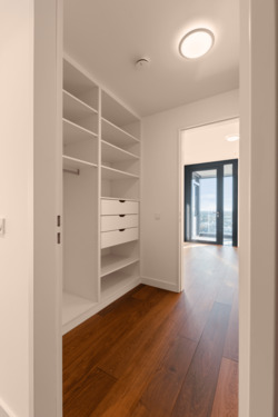 Begehbarer Kleiderschrank - 
