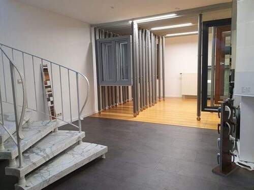 UG: Ausstellungsfläche - 