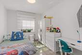 Kinderzimmer 1 ebenfalls mit 11,29 m² - 