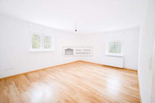 Schlafzimmer 1 OG - Einfamilienhaus mit 175,00 m&sup2; in Lüllau zum Kaufen