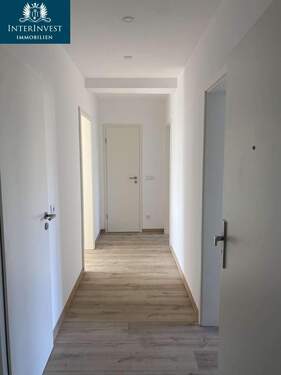 Eingangsbereich - 3 Zimmer Etagenwohnung in Magdeburg