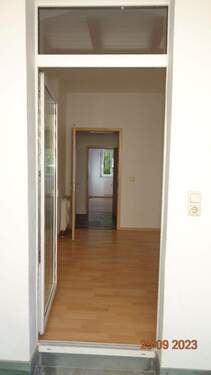 Küche Blick vom Balkon.JPG - 