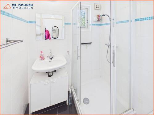 Badezimmer - Mehrfamilienhaus, Wohnhaus mit 62,00 m&sup2; in Posterholt zum Kaufen