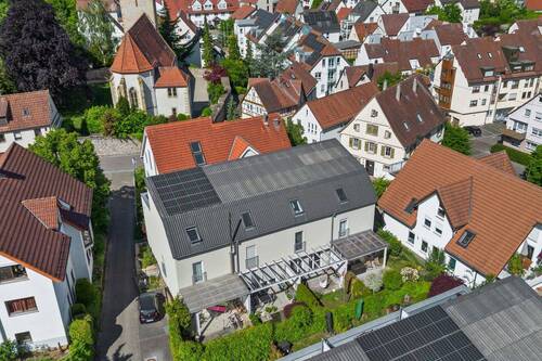 Luftbildaufnahme - Modern und gepflegt: Reihenhaus für die ganze Familie