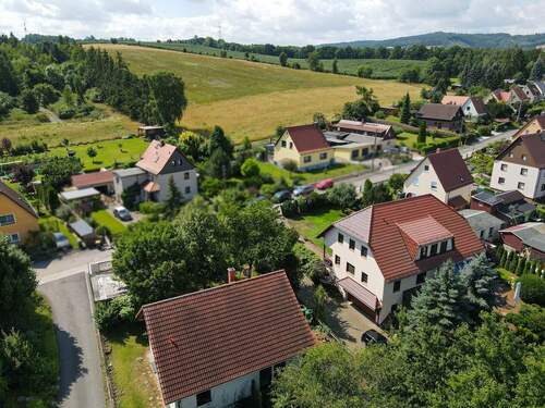 Drohnenansicht - 5 Zimmer Einfamilienhaus zum Kaufen in Kreischa