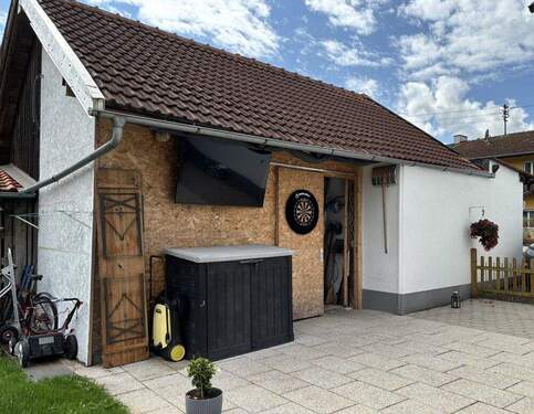 Garagengebäude - 