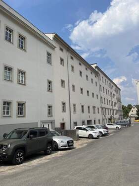 Hausansicht - Die neue Wohnung noch nicht frei? Nutzen Sie unser Lager als Zwischenstopp!