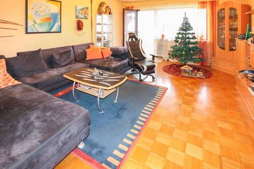 Wohnzimmer OG - 1 Zimmer Mehrfamilienhaus, Wohnhaus zum Kaufen in Waldstetten