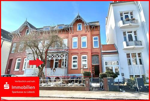 Außenansicht - Charmante Altbauwohnung mit Veranda & Garten in Wakenitznähe