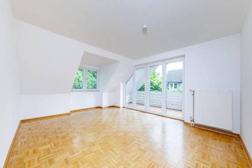 Schlafzimmer mit Balkon - 