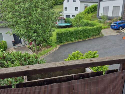 Aussicht Balkon - 3 Zimmer Etagenwohnung in Sulzfeld am Main