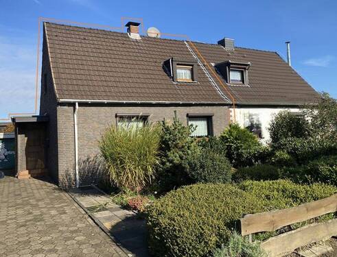 Vorderansicht - Rohdiamant in DU- Wehofen - 215.000,00 EUR Kaufpreis, ca.  80,00 m² Wohnfläche