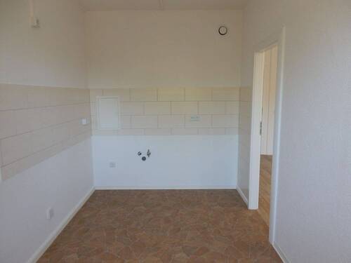 Küche mit Fliesenspiegel (Beispiel) - 