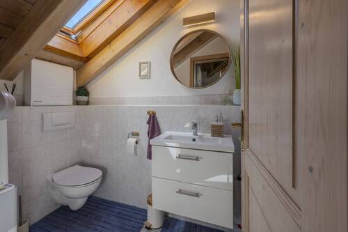 Gäste WC - Etagenwohnung mit 98,10 m&sup2; in Penzberg zum Kaufen
