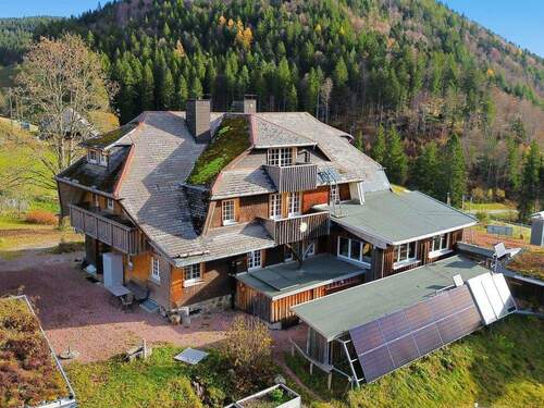 Hotenanlage (Ansicht 1) - Mehrfamilienhaus, Wohnhaus mit 200,00 m&sup2; in Aitern-Multen zum Kaufen