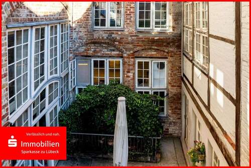 Rückwärtige Ansicht - Denkmalgeschütztes Mehrfamilienhaus im Marien-Quartier