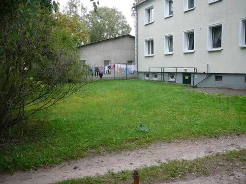 Hofseite - 4 Zimmer Etagenwohnung zur Miete in Oberuckersee