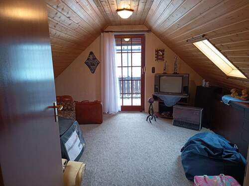 Obergeschoss (ca. 2,20 m Stehhöhe) - 