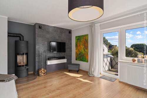 OG Wohn-/Esszimmer mit Südbalkon 25,73 m² - 