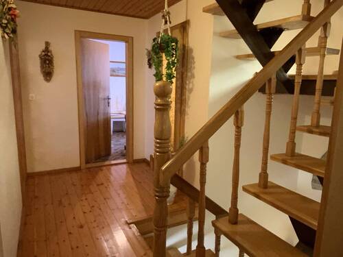 Flur im 1. OG - Reihenmittelhaus mit 115,00 m&sup2; in Langenorla zum Kaufen