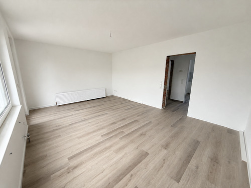 Wohnzimmer EG - 4 Zimmer Etagenwohnung zur Miete in Filderstadt