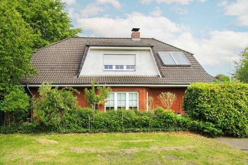 Seitenansicht - Einfamilienhaus in Feldrandlage von Harrislee - Perfekt für die große Familie