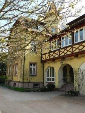 Hausansicht - Großzügiges Wohnen in einem Kulturdenkmal inmitten von Staufen