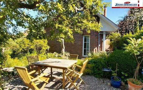 Seitenansicht - 5 Zimmer Doppelhaushälfte zum Kaufen in Fehmarn