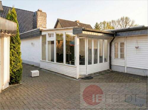 Wintergarten - Einfamilienhaus mit 122,00 m&sup2; in Neumünster zum Kaufen