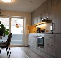 Exklusive, wunderschöne 3 Zimmer-Wohnung mit Balkon u. TG-Stellplatz im schönen Frankenbach - Heibronn