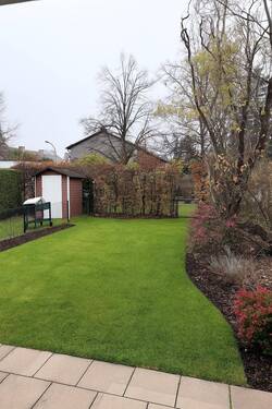 Südterrasse und Garten.jpg - Terrassenwohnung zum Kaufen in München