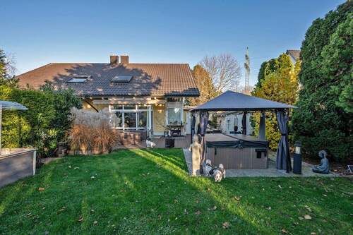 Garten - 4 Zimmer Doppelhaushälfte zum Kaufen in München