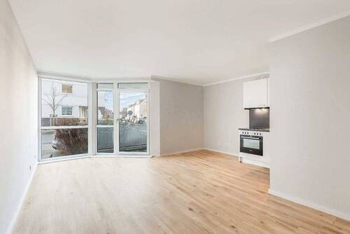 Wohnzimmer mit Balkon - Attraktive 1-Zimmer-ETW in Hilden mit Balkon und Stellplatz