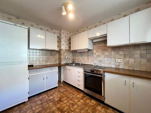 Küche - 3 Zimmer Etagenwohnung in Stuttgart
