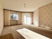 Wohnzimmer - Etagenwohnung mit 85,30 m² in Stuttgart zum Kaufen