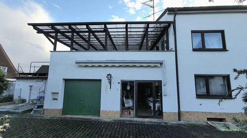 Garage/Werkstatt, Partyraum - 4 Zimmer Doppelhaushälfte in Ludwigshafen
