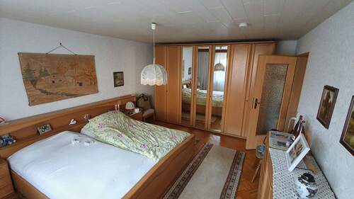 Schlafzimmer EG - 