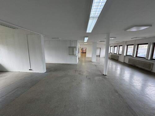 Laden/Praxis/Gewerbefläche - 