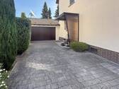 Einfahrtsbereich - 7 Zimmer Einfamilienhaus zum Kaufen in Hockenheim