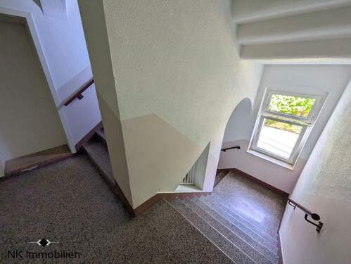 Treppenhaus - 2 Zimmer Etagenwohnung in Chemnitz
