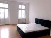 Zimmer2_mit__Bett.jpg - Etagenwohnung mit 101,50 m&sup2; in Berlin zur Miete