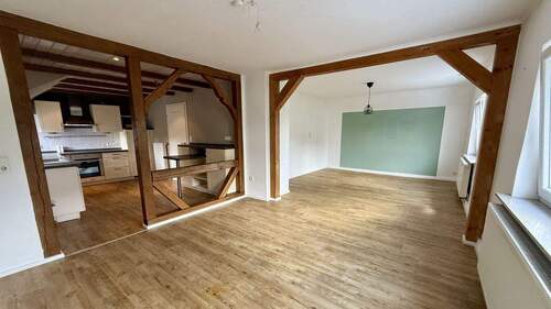 Ess- und Wohnbereich im OG - 