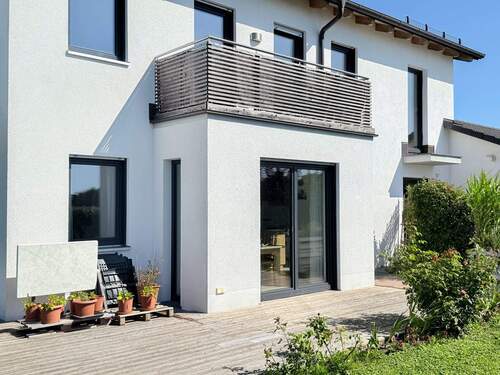 Ansicht - Traumhaftes Wohnen mit unverbaubarer Fernsicht - Ein- oder Zweifamilienhaus