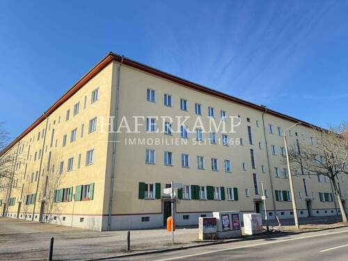 Ansicht - Charmante 2-Zimmerwohnung mit Balkon im grünen Herzen von Prenzlauer Berg!